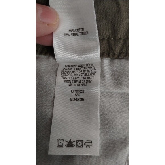 Columbia Women's Tan Cargo Shorts - Picture 9 of 9